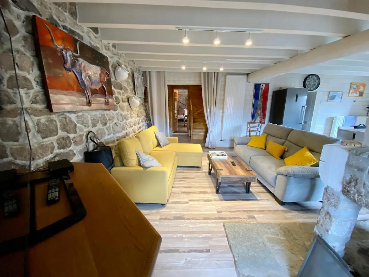 Gite De Groupe 160M2, 15P, Salle De Reception, Jardin, Terrasse Mazan-l'Abbaye