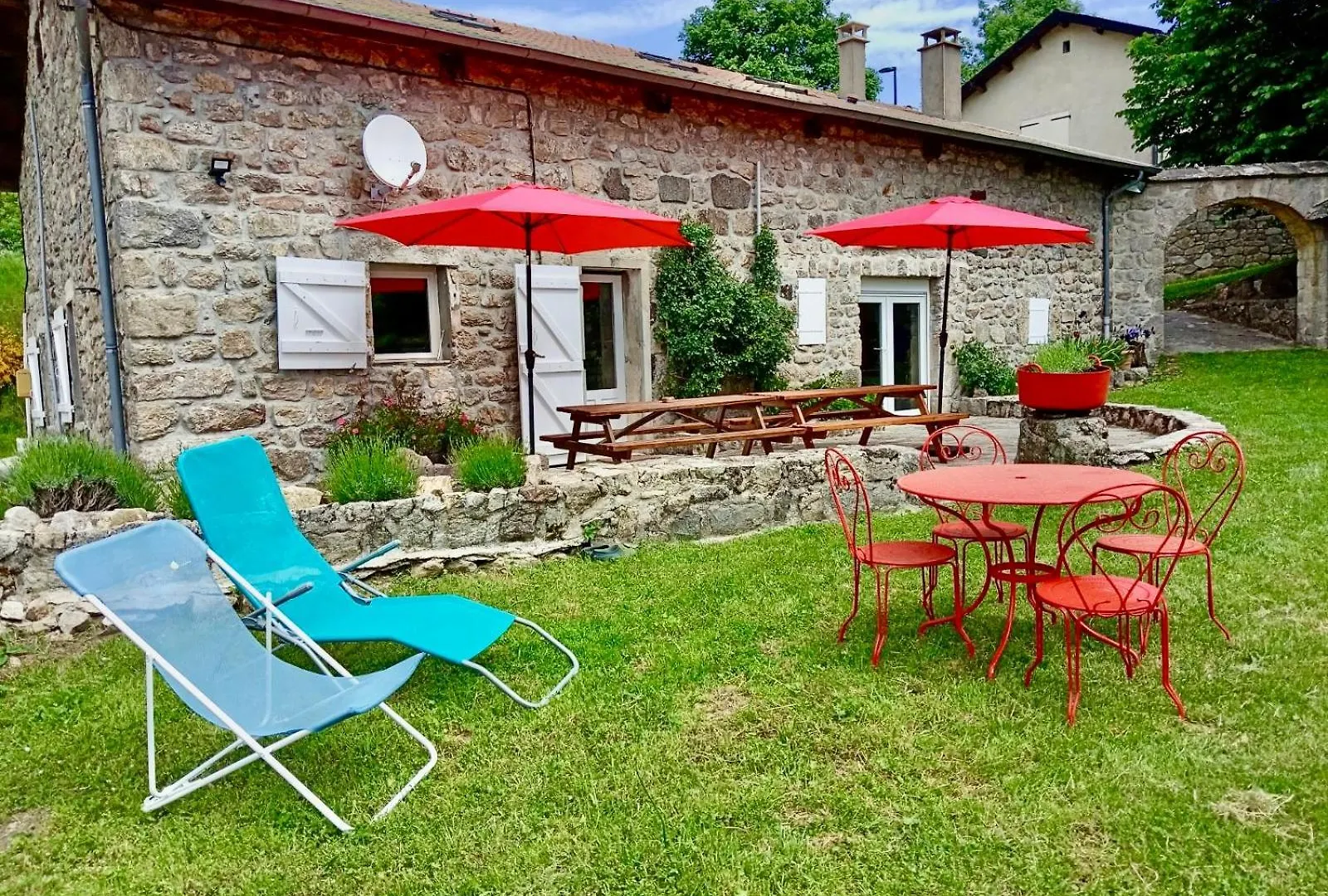 Gite De Groupe 160M2, 15P, Salle De Reception, Jardin, Terrasse Mazan-l'Abbaye Frankrijk